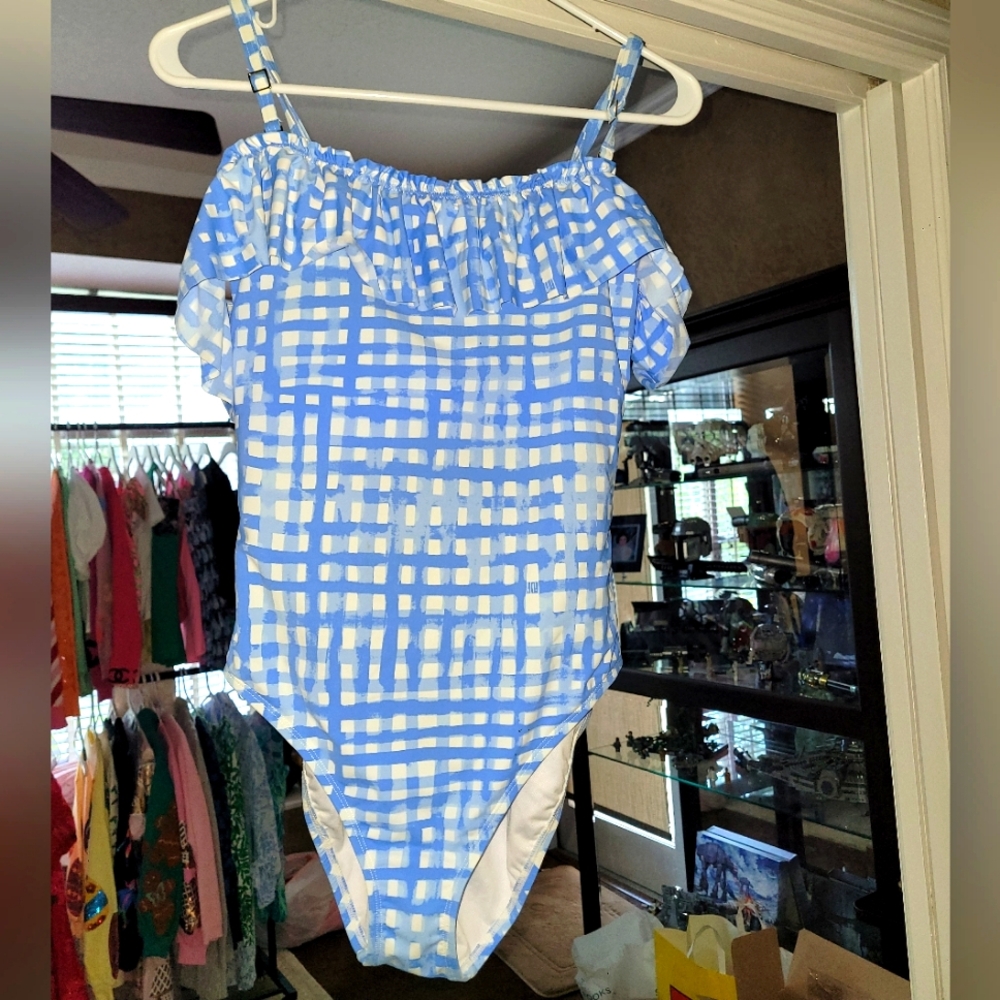 Euc size 10 lilly swimsuit Blue and White